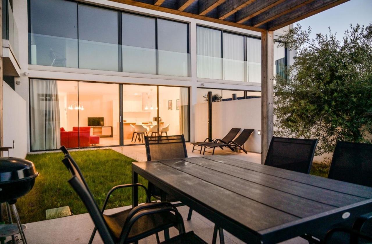Apartment Flori With Sea View Malinska Exterior foto