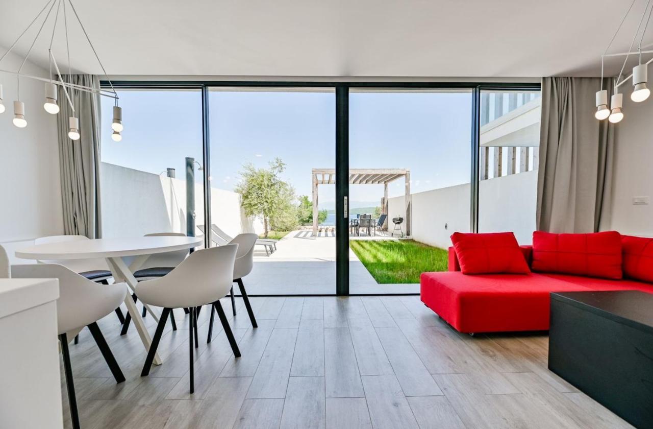 Apartment Flori With Sea View Malinska Exterior foto